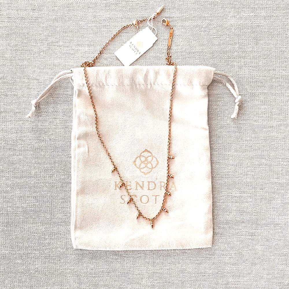 Kendra Scott rose gold addison necklace - Picture 2 of 3